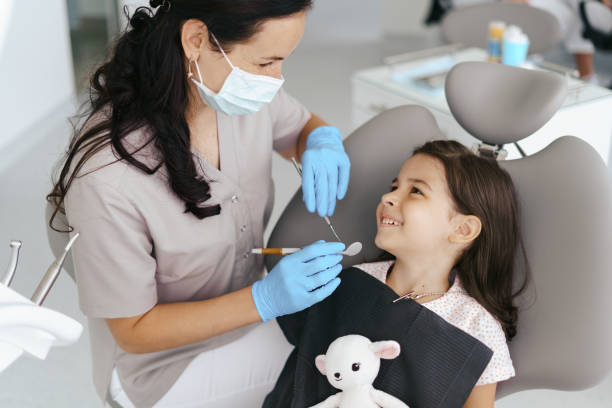 Best Emergency Root Canal Therapy in Lyons, GA